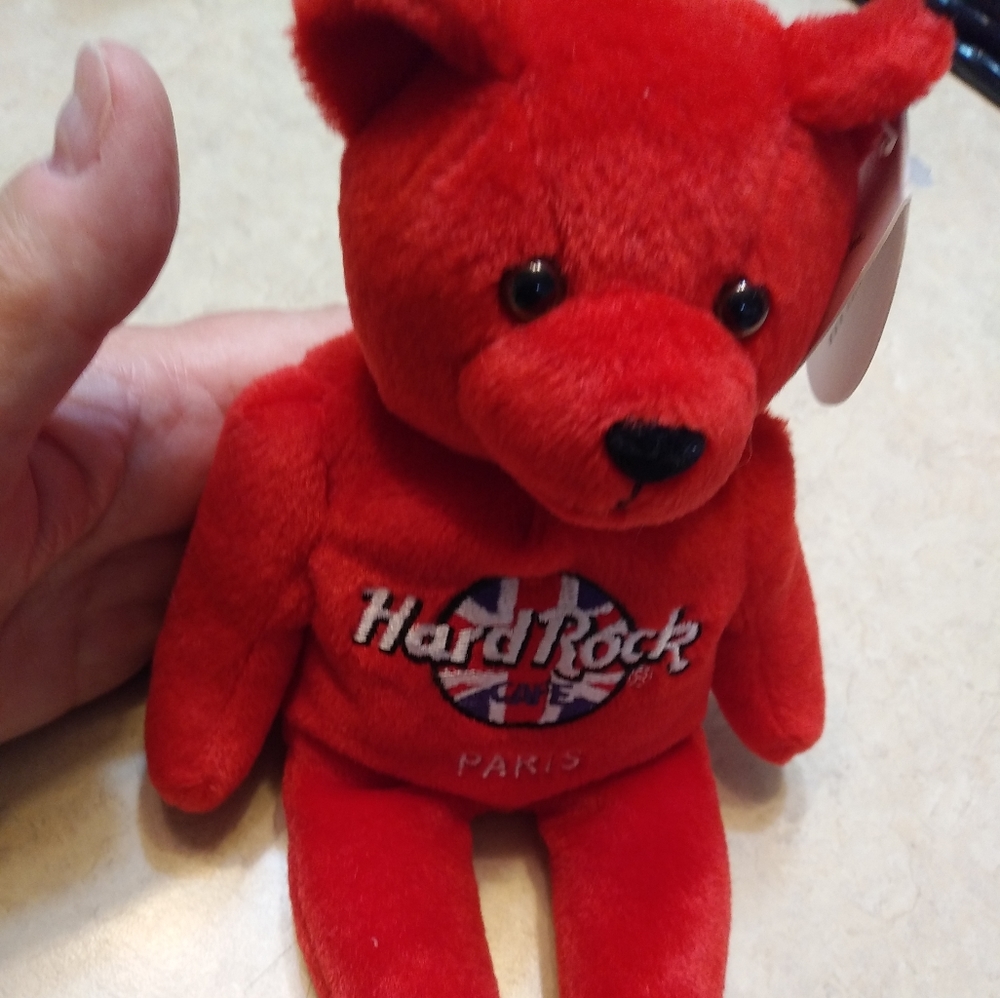 ♡3 for $20 - Hard Rock Cafe Paris - Rita Beara